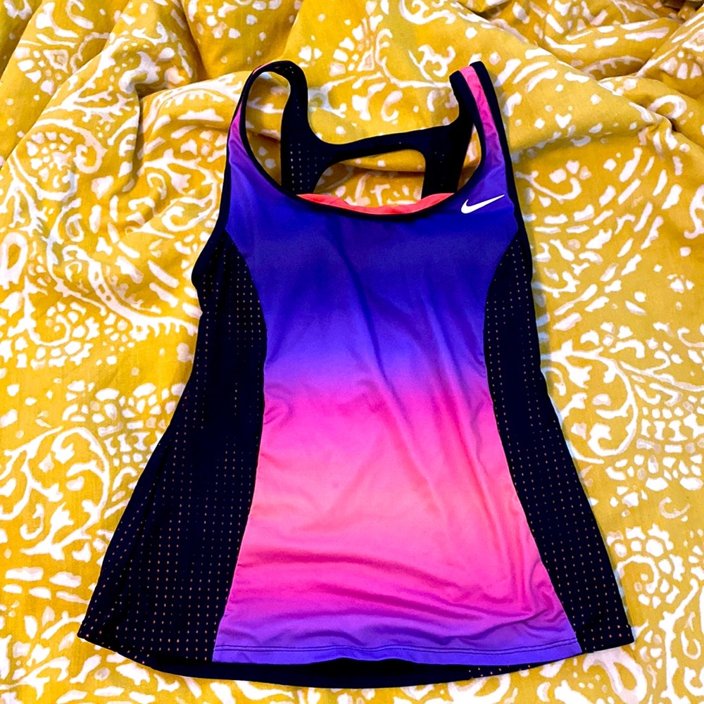 Nike swim top size small